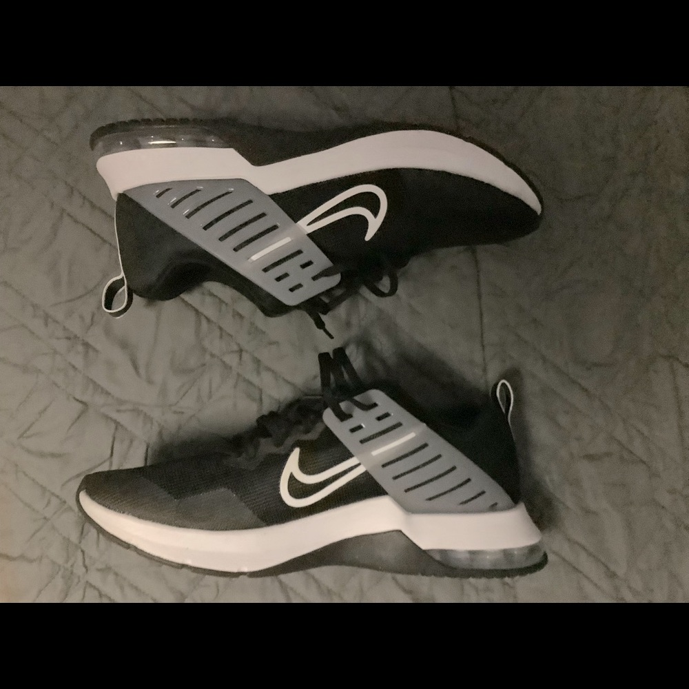 Brand New NIKE AIR MAX ALPHA TRAINER. Worn one time to try on. Great for coaches